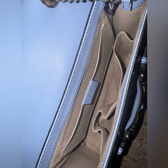 It’s a Gucci Emily chain flap GG shoulder bag (baby blue) - Picture 5 of 8